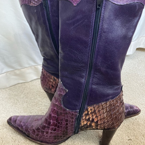 Beautiful snakeskin and leather purple boots, unique, sz 39 (8.5, 9) - Picture 6 of 10